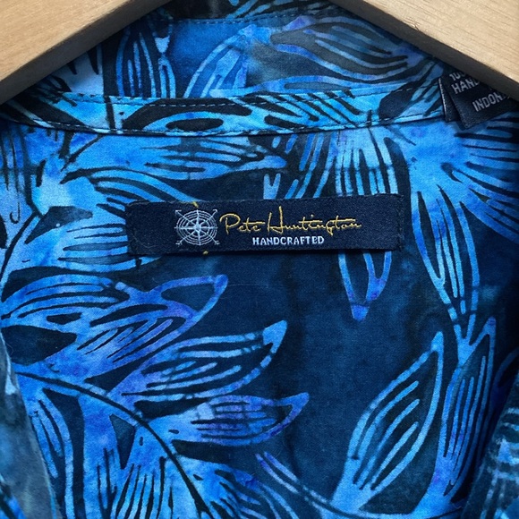 Pete Huntington Bali button down shirt - Picture 3 of 8